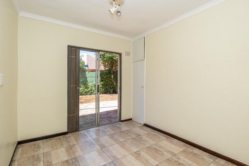 5 Bedroom Property for Sale in Bergvliet Western Cape